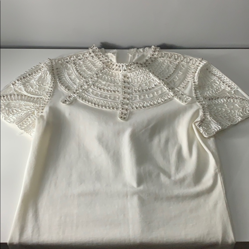 White Top - Picture 2 of 3